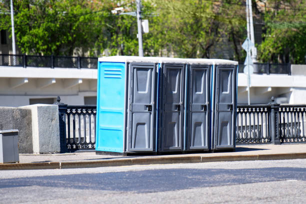 Best Portable restroom trailer rental  in Smith Center, KS